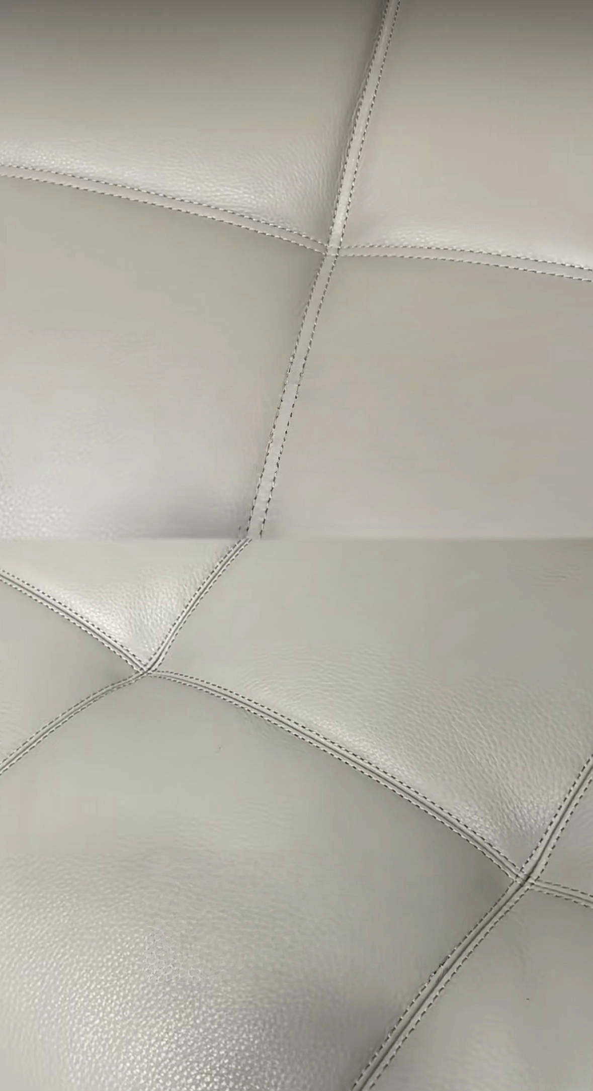 Laurence Sofa: 8 Must-Know Questions (Part 1)
