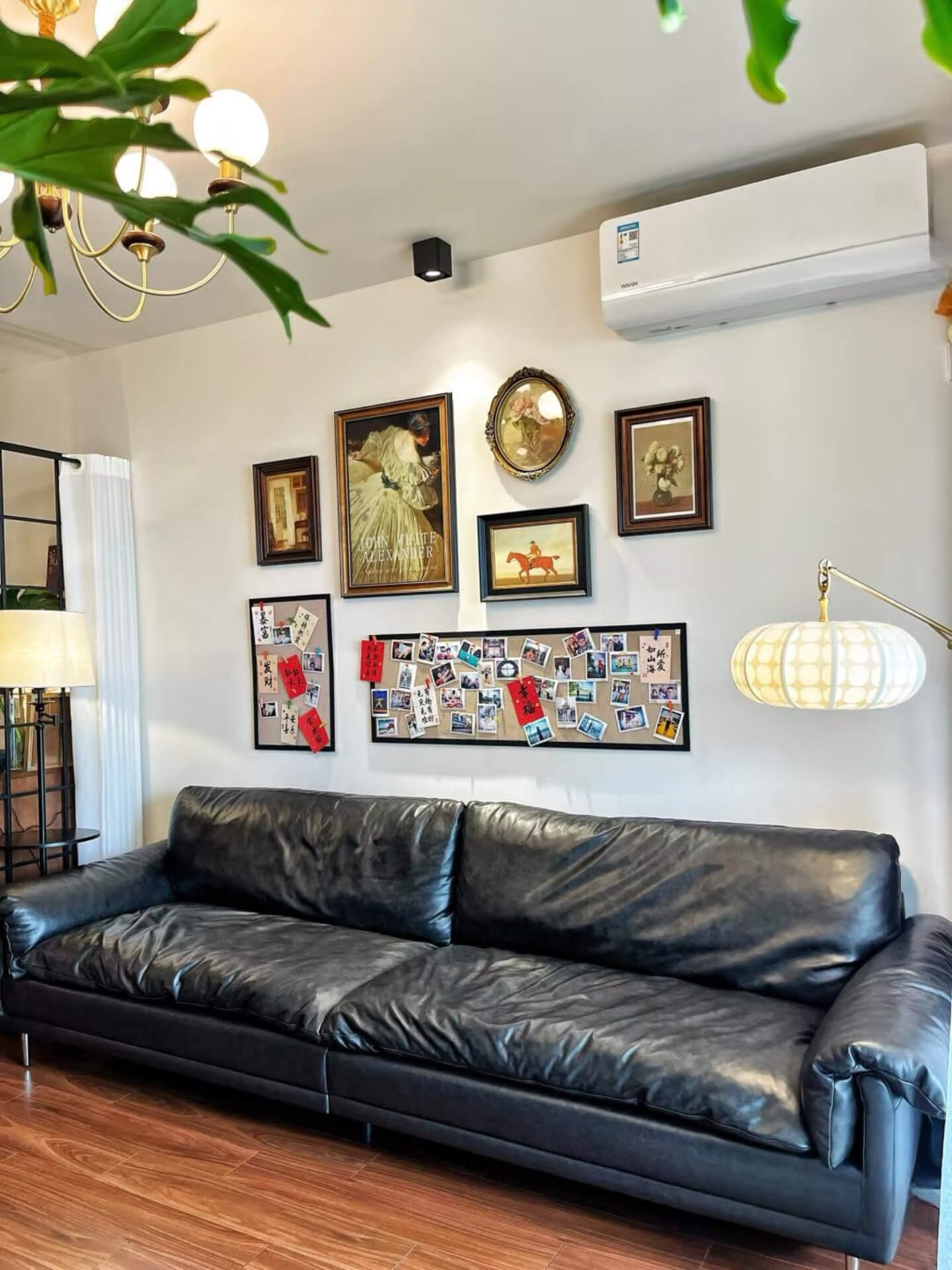 Retro Oil-Wax Leather Sofa, the Perfect Companion for Home Life