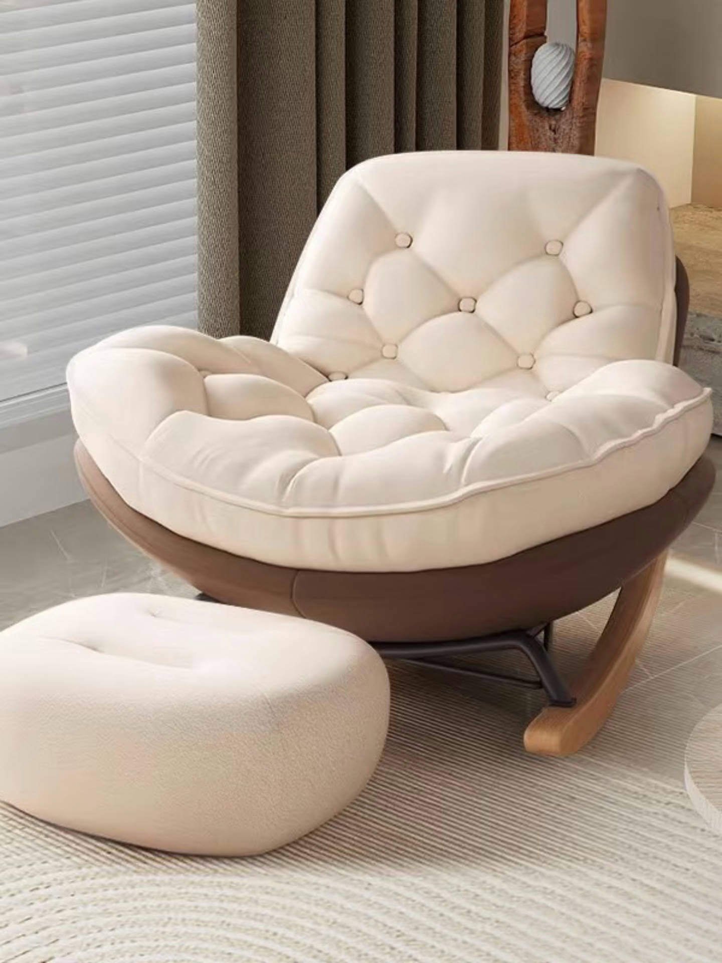 Small-Space Savior: The Lazy Person’s Rocking Chair for a Leisurely Life