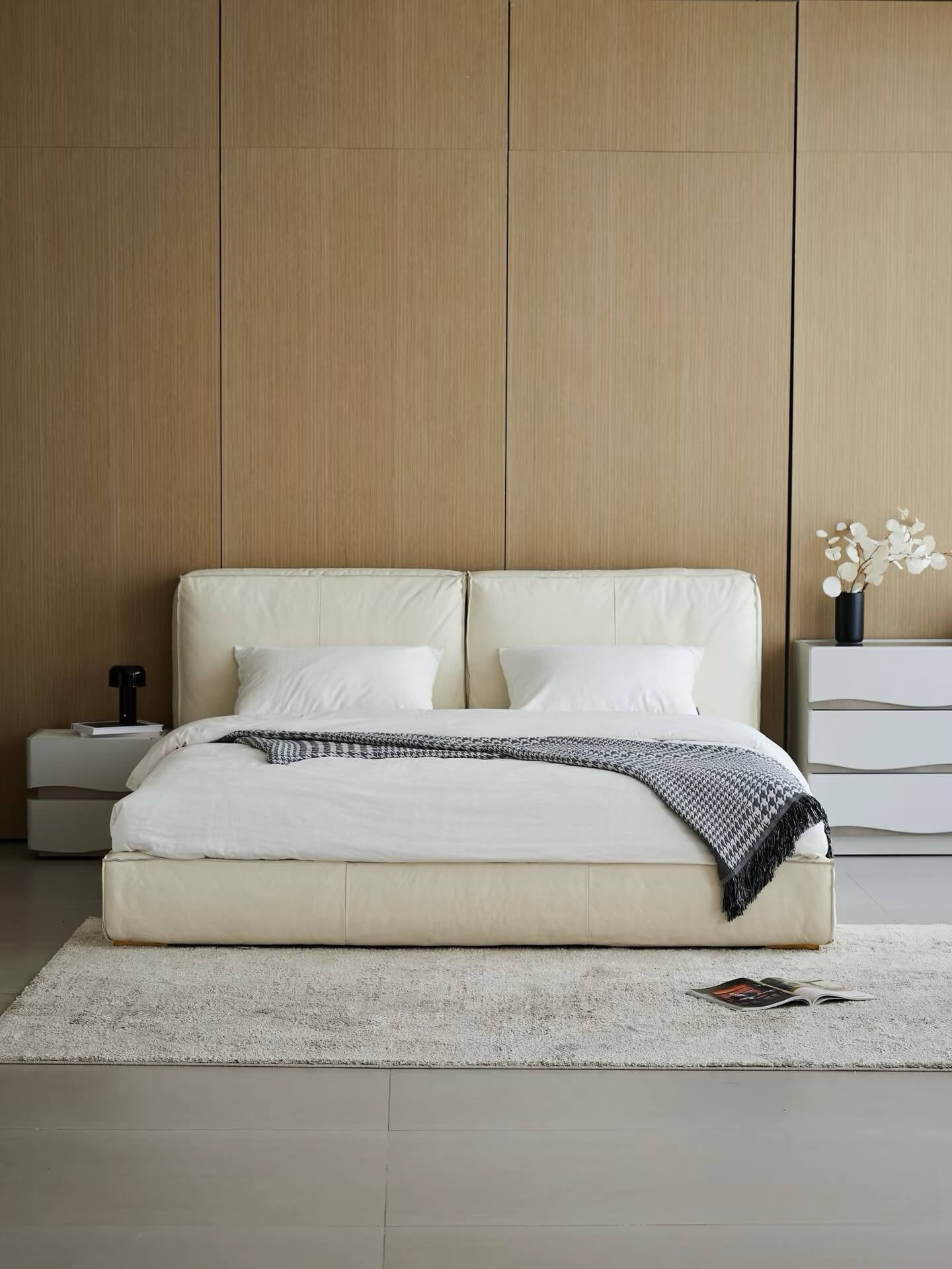 The Leather Flush-Bed: The “White Moonlight” of My Bedroom