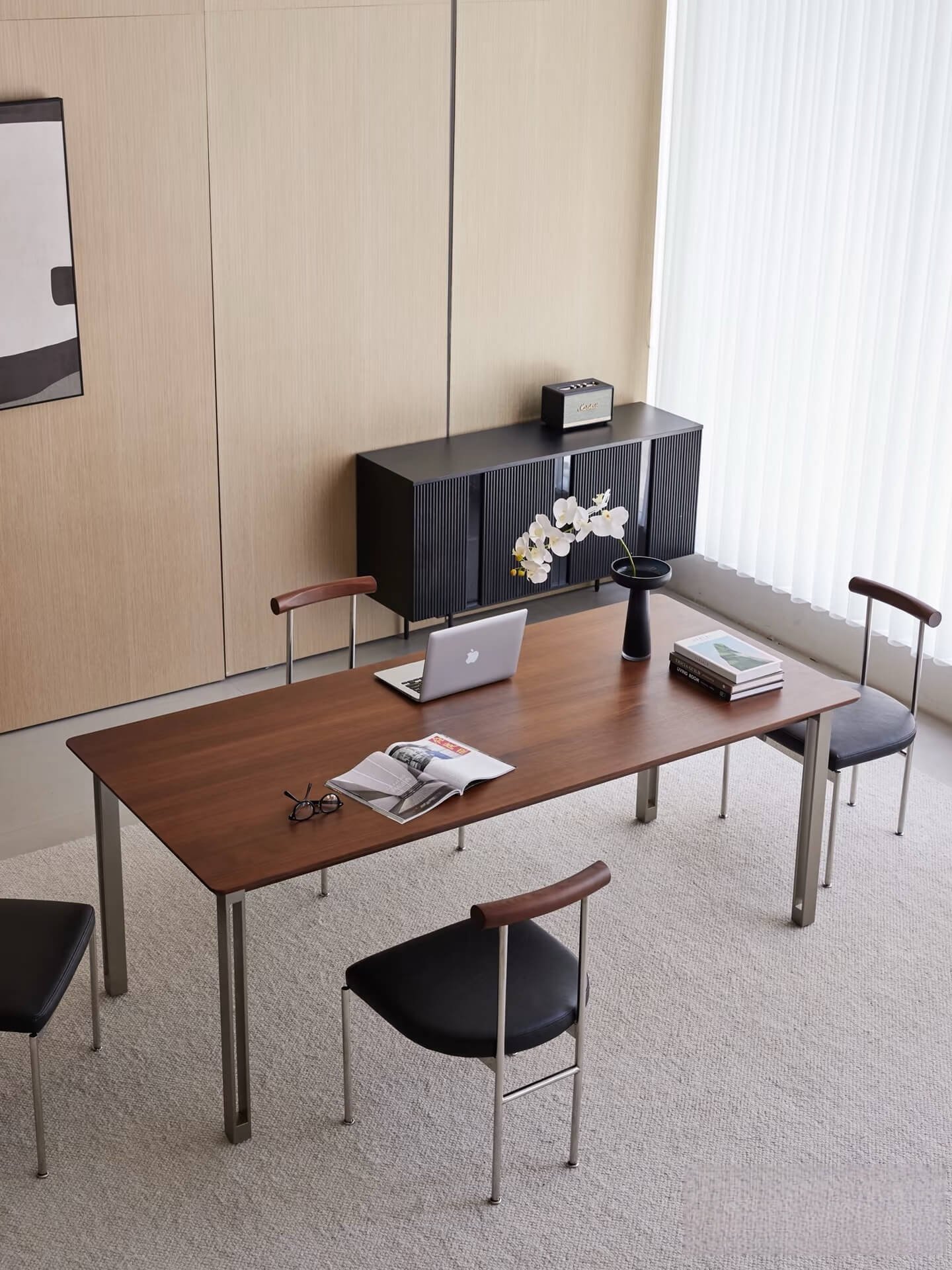 A 2-meter Workbench: A Versatile Space Enhancer and Life Helper